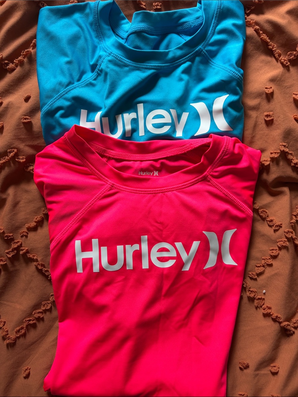Hurley Kids Short Sleeve Tees in Bright Blue & Hot Pink